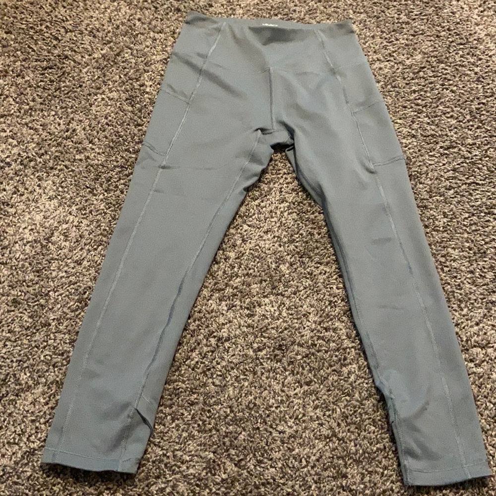 Light blue leggings